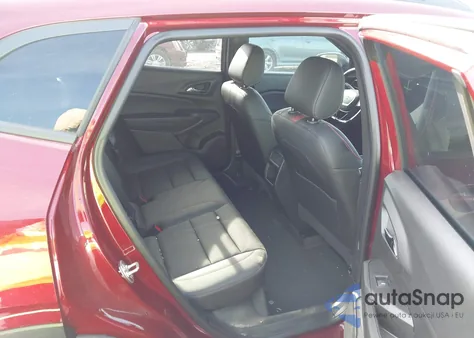 2024 Chevrolet Trax Fwd 2Rs z USA, uszkodzony, nr VIN KL77LJE23RC131275